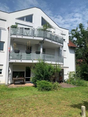 ruhige und schöne Gartenwohnung mit Terrasse - barrierefrei