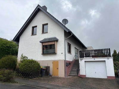 Zweifamilienhaus in Rheinbach-Merzbach!
