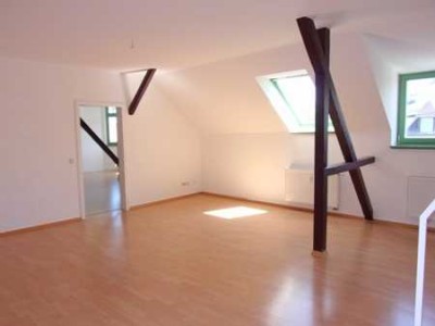 DG-MAISONETTE--EINBAUKÜCHE--LIFT--BALKON--TAGESLICHTBÄDER--TIEFGARAGE--KASSBERG !!
