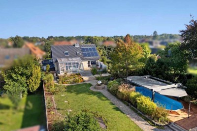 Luxuriöse familiengerechte Perle im Norden mit Pool, Solar, PV & Sauna !