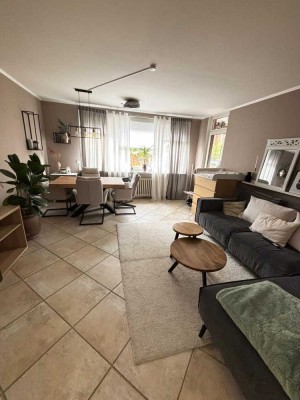 Sonnige 3-Zimmer-Wohnung mit 120 m² Privatgarten – ideal für Familien