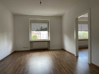 3-Zimmer Wohnung mit Balkon, ab sofort!