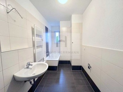 2-Zimmer mit Terrasse und Stellplatz