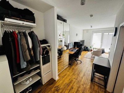Schöne 1-Zimmer Wohnung mit Sonnenterrasse und Garten