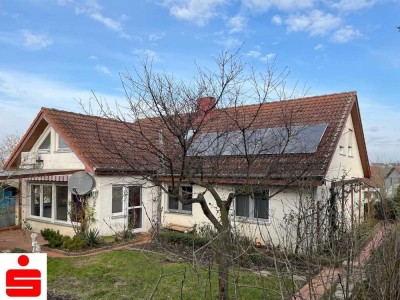 Solides Wohnhaus mit traumhafter Aussicht sucht Handwerker mit Geschick