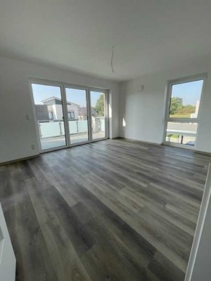 Neuwertige 3-Zimmer-Wohnung mit Carportstellplatz