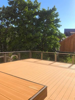 Mitten im Zentrum: Stilvolle 4-Zimmer-Wohnung mit eigener Hochterrasse