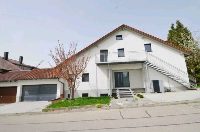 1100 € - 72 m² - 2.0 Zi.