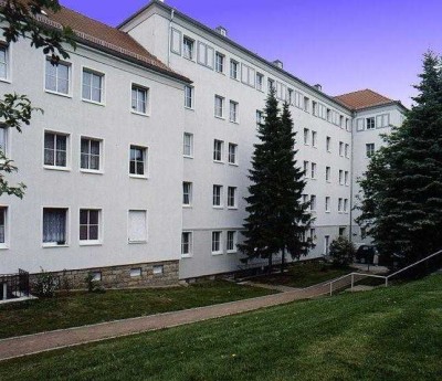 Sofort bezugsfertige, altersgerechte Wohnung mit Dusche für Rentner*innen.