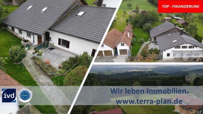 FERNBLICK - URIGES LANDHAUS MIT NEBENGÄUBEDEN