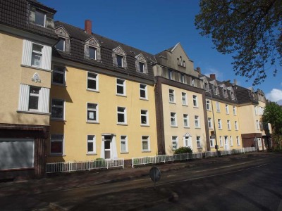 frisch sanierte 2 ZKB Wohnung im 2.OG *ab sofort* zu vermieten