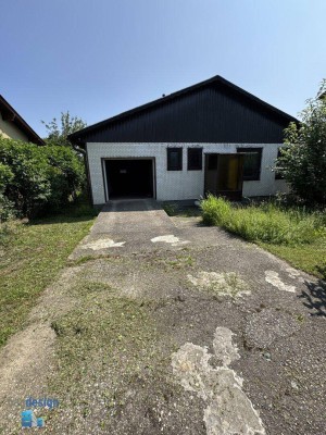 Großes Grundstück in schöner Siedlungslage mit Abbruchhaus