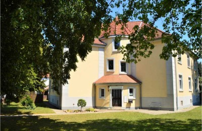 Helle Hochparterre-Wohnung mit eigenem Garten & Gartenlaube – ruhig, zentral, ideal geschnitten!