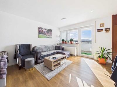 Schöne Kapitalanlage - Komfortable Wohnung mit Balkon & Stellplatz über den Dächern von Waiblingen