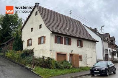 Stark sanierungsbedürftiges Einfamilienhaus mit Garten in Salzstetten.