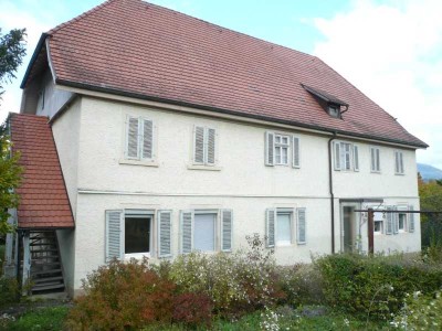 Historisches, älteres, teilrenoviertes Mehrfamilienhaus in 76593 Gernsbach