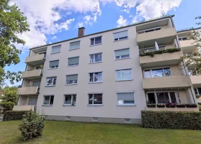 Frei ab sofort! Helle 2-Zimmer-Wohnung mit Südwestbalkon und ca. 63,2 qm im 3.Stock & eigene Garage