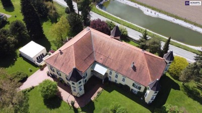 Ein Märchenschloss Nähe Wildon-komplett saniert mit prachtvoller ca. 40.000m² Parkanlage - Biomasseheizung!