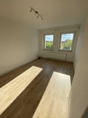Modernisierte 2-Zimmer-Wohnung mit Einbauküche im Herzen von Hildesheim