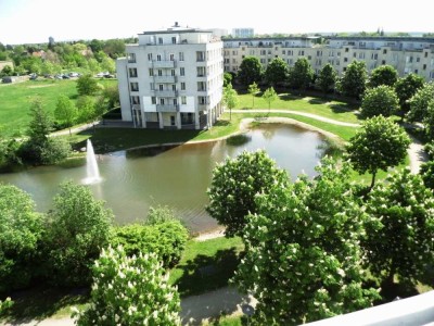 Dachgeschosswohnung mit Aufzug in grüner und gepflegter Wohnanlage