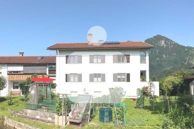 Hausartiges Wohnen, mit großem Gartenjuwel