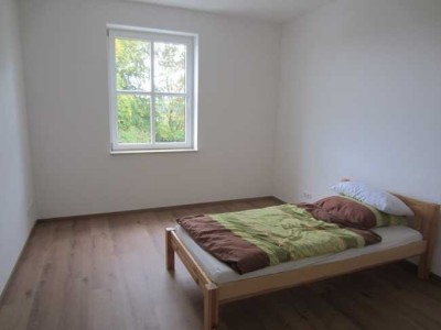 Neubau Ausbau des Dachgeschosses 2-Zimmer DG-Wohnung mit Gartenanteil Whg. CO2