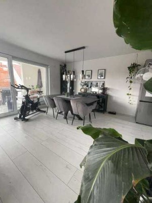 Moderne helle 4-Zimmerwohnu