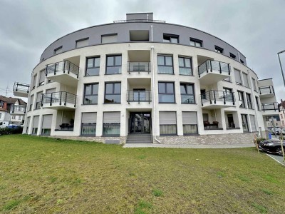 Penthouse mit Dachterrasse 4 Zimmer Wohnung in Hofheim, gute Ausstattung und 2xTG-Stellpätze!