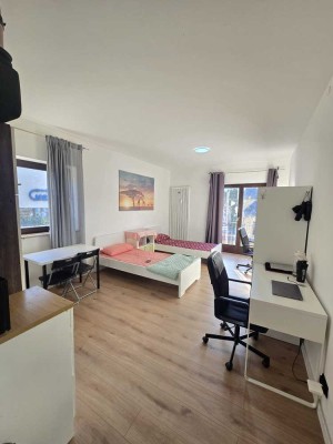 Helle & Vollmöblierte 1-Zimmer-Wohnung im Stadtzentrum