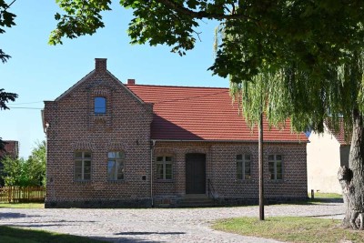 Denkmalgeschützte Dorfschule in Beelitz - Ihr neues Zuhause