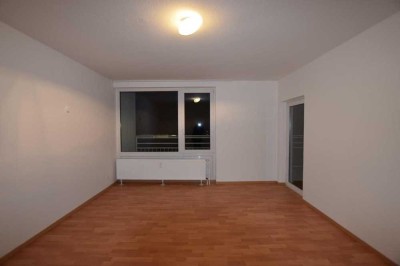 +++ Zum Einzug bereit! Schöne 3-Zimmerwohnung mit Balkon und Fahrstuhl +++