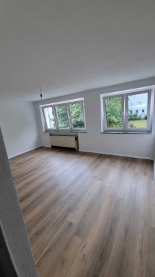 Schöne Wohnung 2.Etage 36m² mit dazugehörigen Garage 11m²