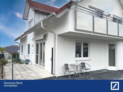 2-Familienhaus + 3 Bäder + Doppelgarage + nach WEG aufgeteilt