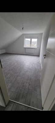 3-Zimmer Dachgeschosswohnung mit Balkon in Ludwigsau
