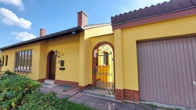 Bungalow mit Einliegerwohnung