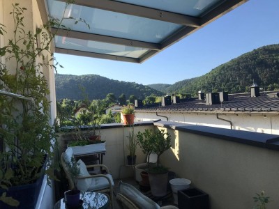 Im Grünen, ruhig und hell: 3-Zimmer Neubauwohnung mit Balkon und Aufzug