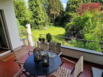 Charmante 3-Zimmer-Wohnung im Villenviertel – Stilvoll saniert, mit Loggia und Gartenterrasse!