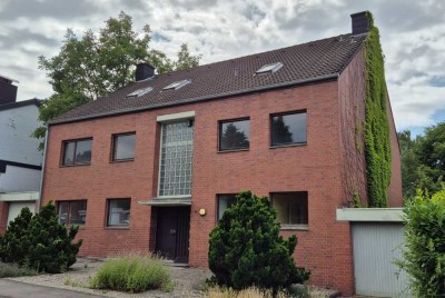 Top-Angebot ! Komplett bezugsfreies freistehendes Mehrfamilienhaus