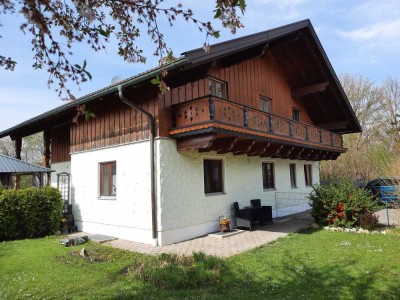 Johanniskirchen - Traumhafte Lage! Landhausklassiker mit 181 m² Wohnfläche für € 479.000,--