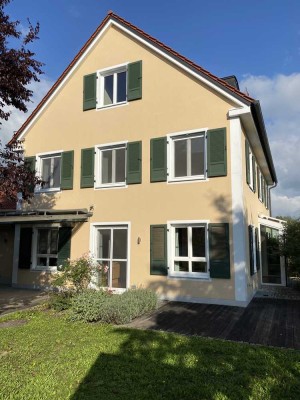 Gepflegtes Einfamilienhaus mit 7 Zimmern in Hebertshausen / Ortsteil Unterweilbach