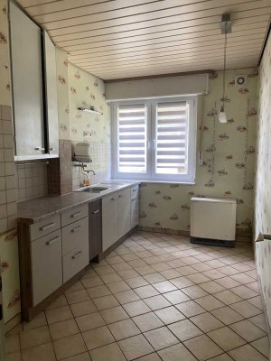 Geschmackvolle 3-Zimmer-EG-Wohnung mit Balkon in Leverkusen