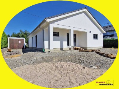 Dunningen-Seedorf / Neubau - Erstbezug! Barrierefreies Wohnen! Einfamilienhaus mit Garage