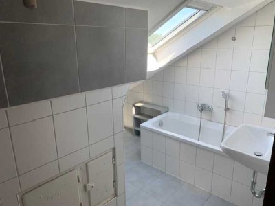 3 Zimmer Dachgeschoßwohnung in Neumalsch zu vermieten