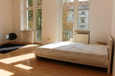 Sehr helle 1-Zimmer-Wohnung mit Balkon Nähe Klinikum