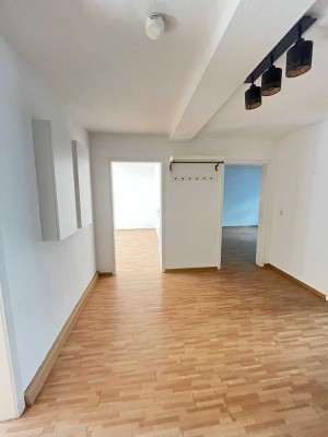 Helle 3-Zimmer-Wohnung mit Balkon in Mannheim-Lindenhof