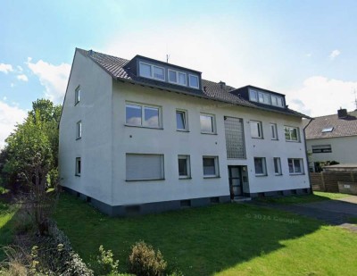 Top gepflegte Dachgeschosswohnung mit Balkon ab 15.01.2026 zu vermieten