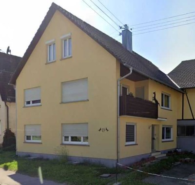 Günstiges 7-Raum-Einfamilienhaus mit Garten in Böhmenkirch