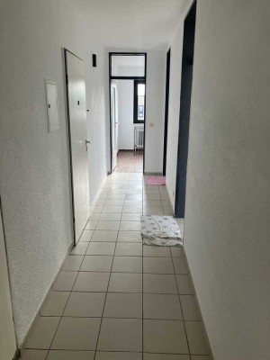 Emsdetten, frisch renovierte, ruhige 2-Zimmer-Penthouse-Wohnung mit Balkon in Emsdetten
