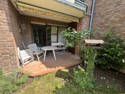 Barrierefreie 2 Zi-EG-ETW mit W-Terrasse, Blick in den Garten, Fußbodenhzg & TG-Stellplatz, Erbpacht