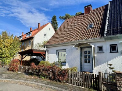 Kaiserslautern-Lämmchesberg - Kleines Einfamilienhaus mit Garten und Carport in gefragter Lage